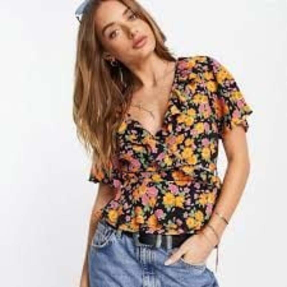 Topshop Floral Ruffle Sleeve Wrap Blouse size 4 $60 MSRP